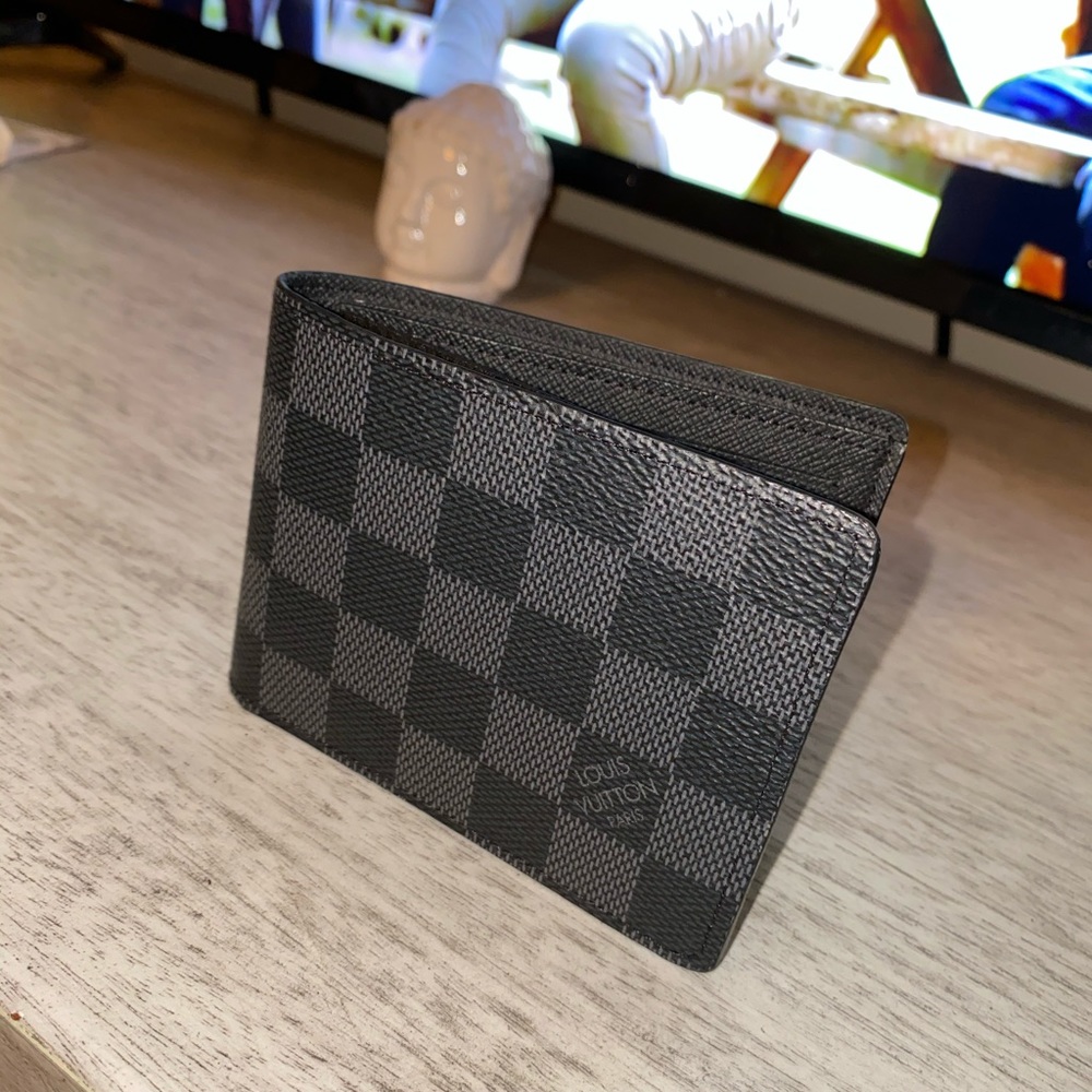 Authentic LV men’s wallet